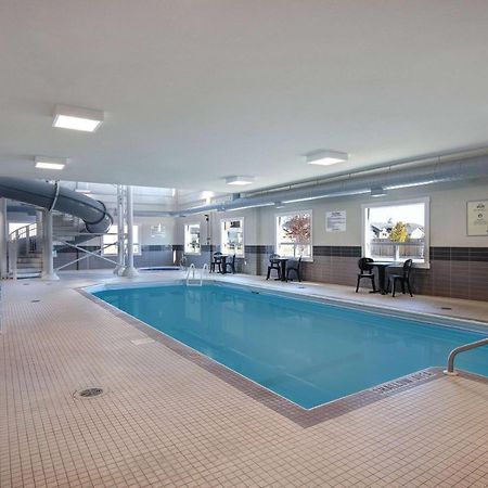 Days Inn & Suites By Wyndham Warman Exterior photo